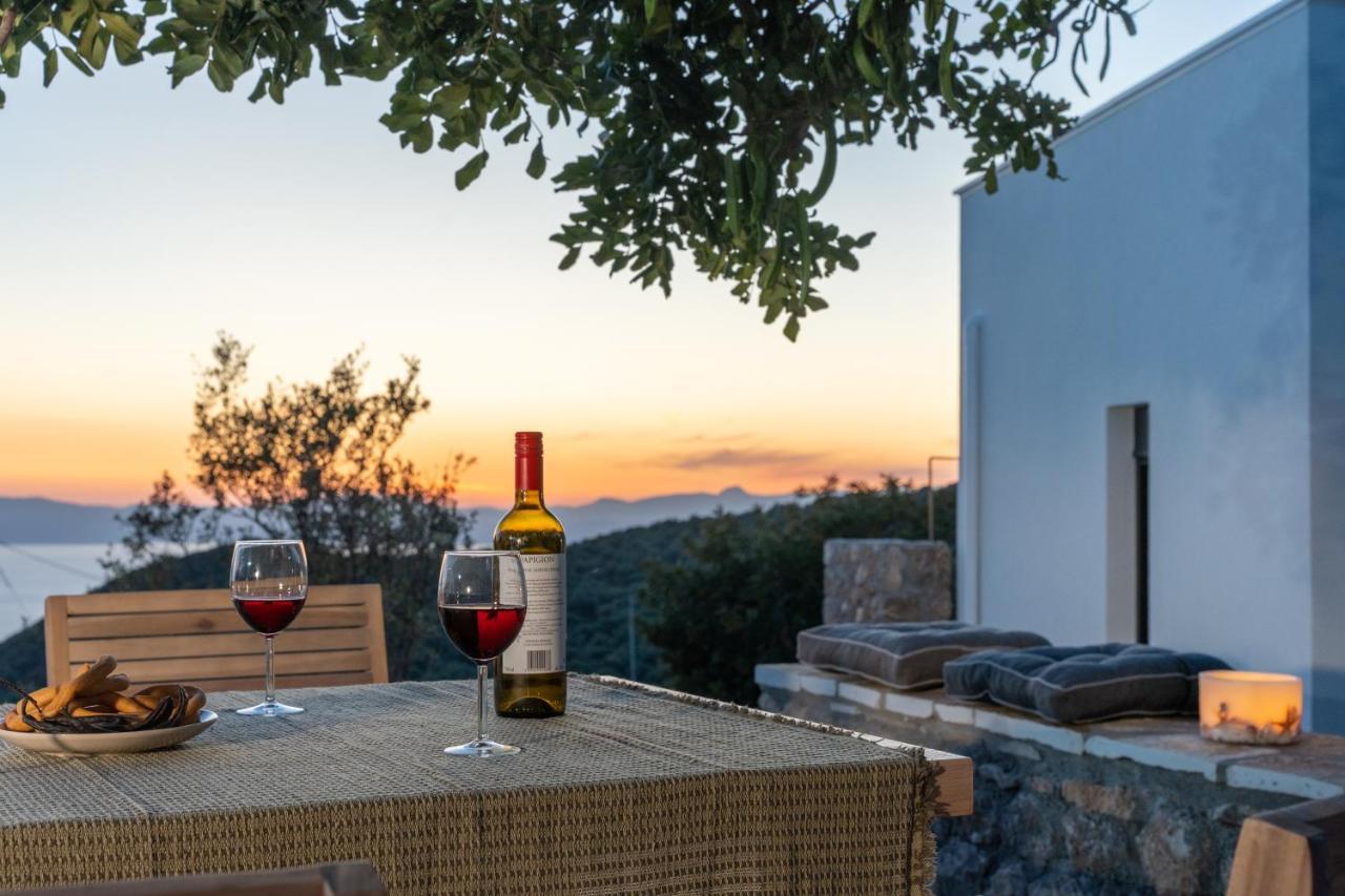 Casatino Villas Kalianeika エクステリア 写真