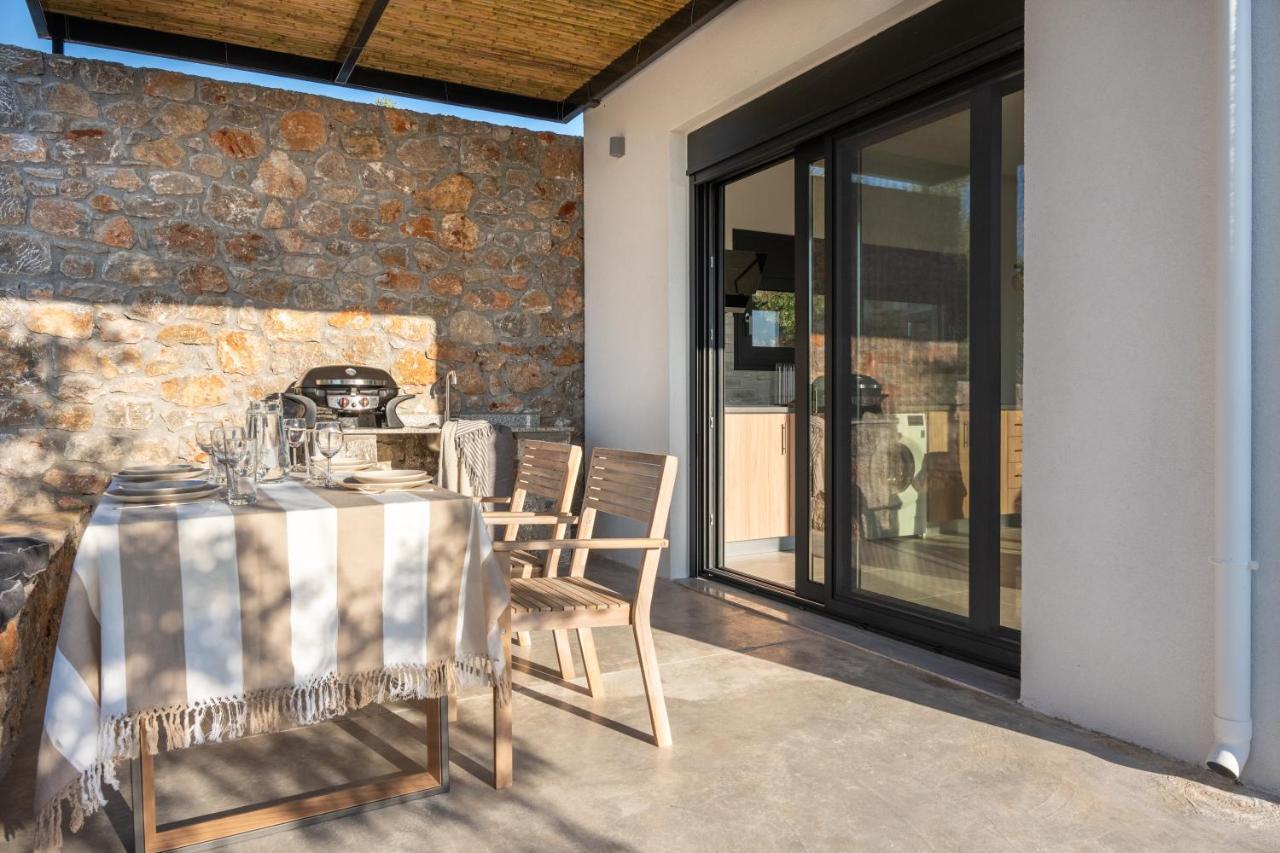 Casatino Villas Kalianeika エクステリア 写真